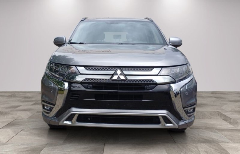 Mitsubishi Outlander PHEV Spirit